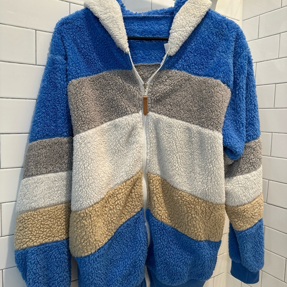 Cozy Sherpa Jacket - Blue, Gray, White, Tan